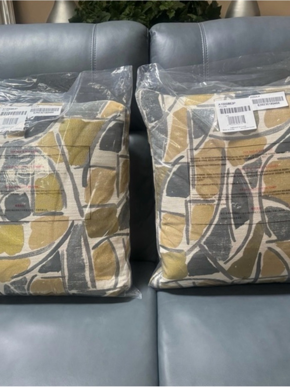 Modern Leaf Accent Pillow Pair in Olive & Gray - Unbranded